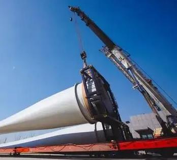 新能源风电工程项目建设的吊装设备选择